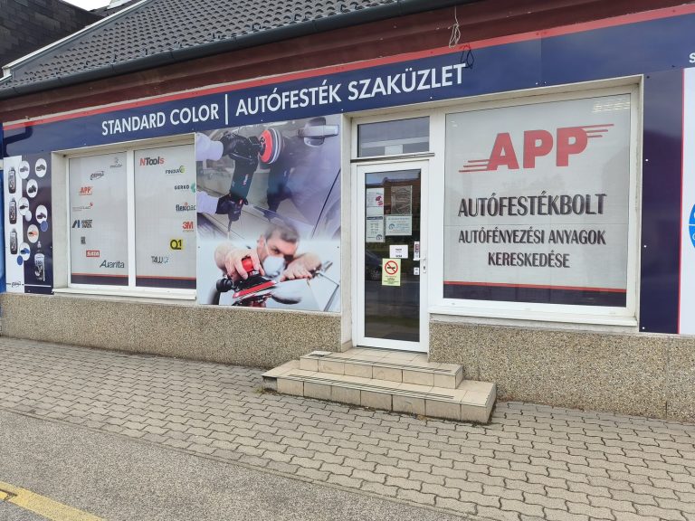 Standard Color autófesték szaküzlet – Győr, homlokzat