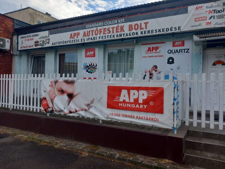 Standard Color autófesték bolt Kisvárda – üzlet kívülről